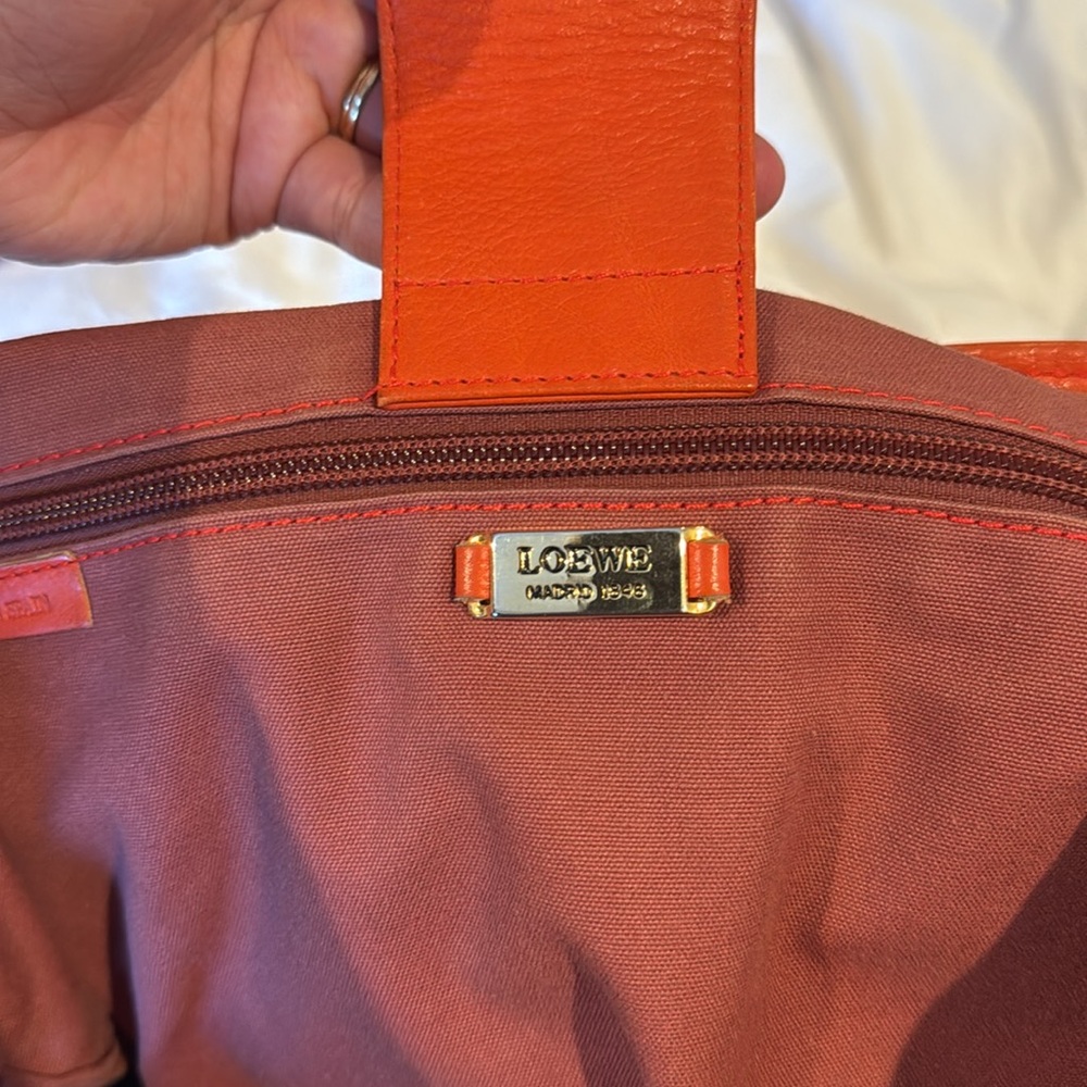 Loewe Orange Raffia Bag with Textured Design - Picture 10 of 10